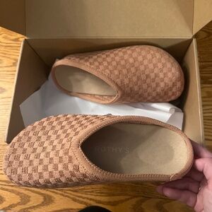 Rothy’s- The Hemp Casual Clog (clay)
